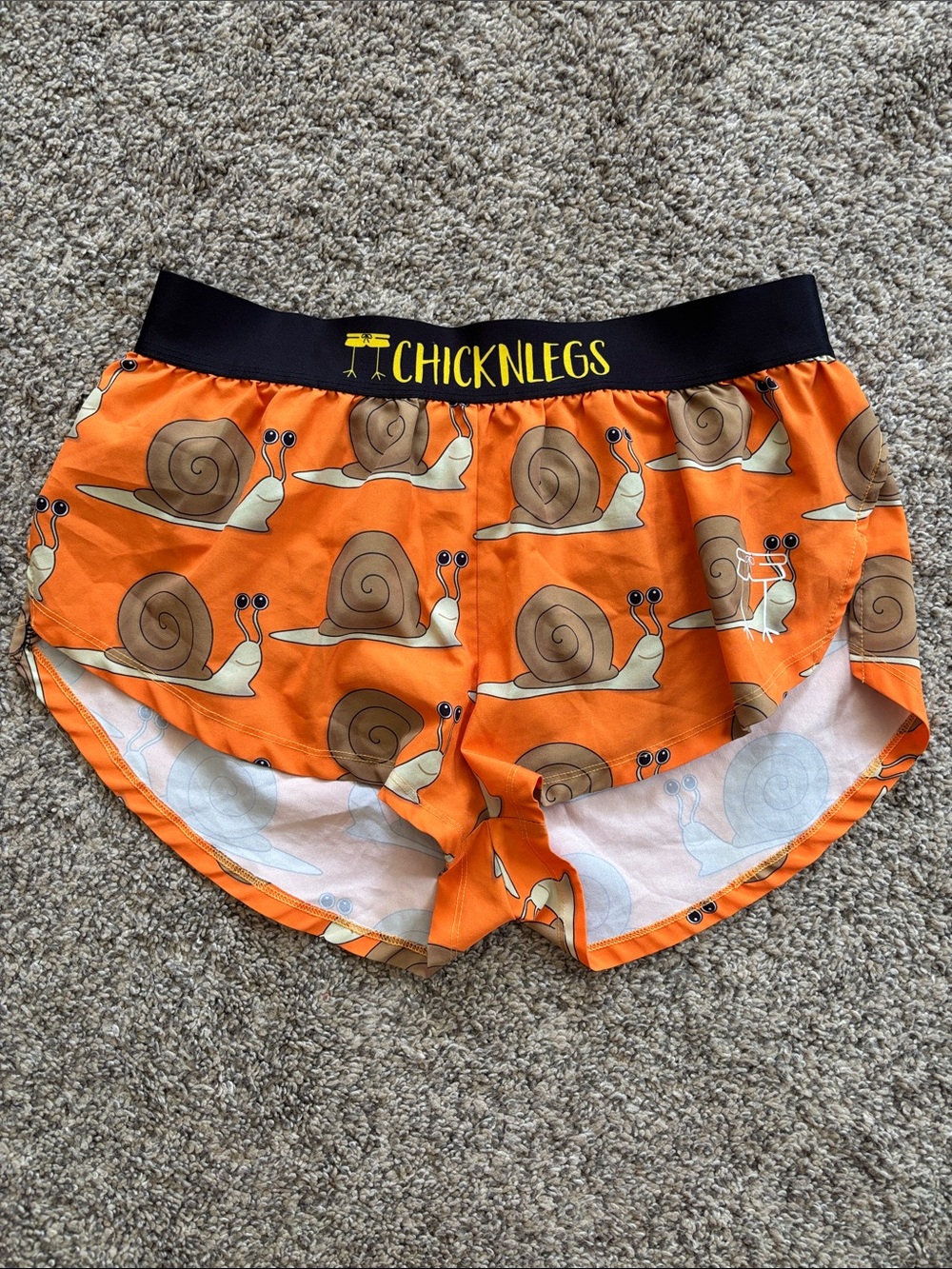 ChicknLegs 1.5" Split Shorts size medium